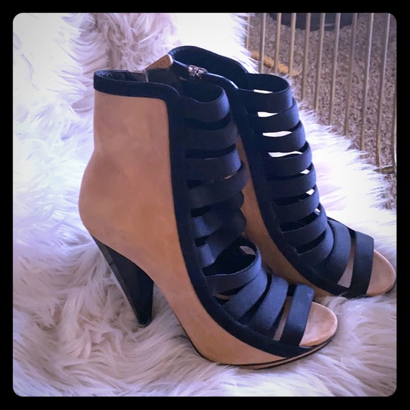 Gucci sexy open toe booties, size 37.5 - Picture 1 of 5